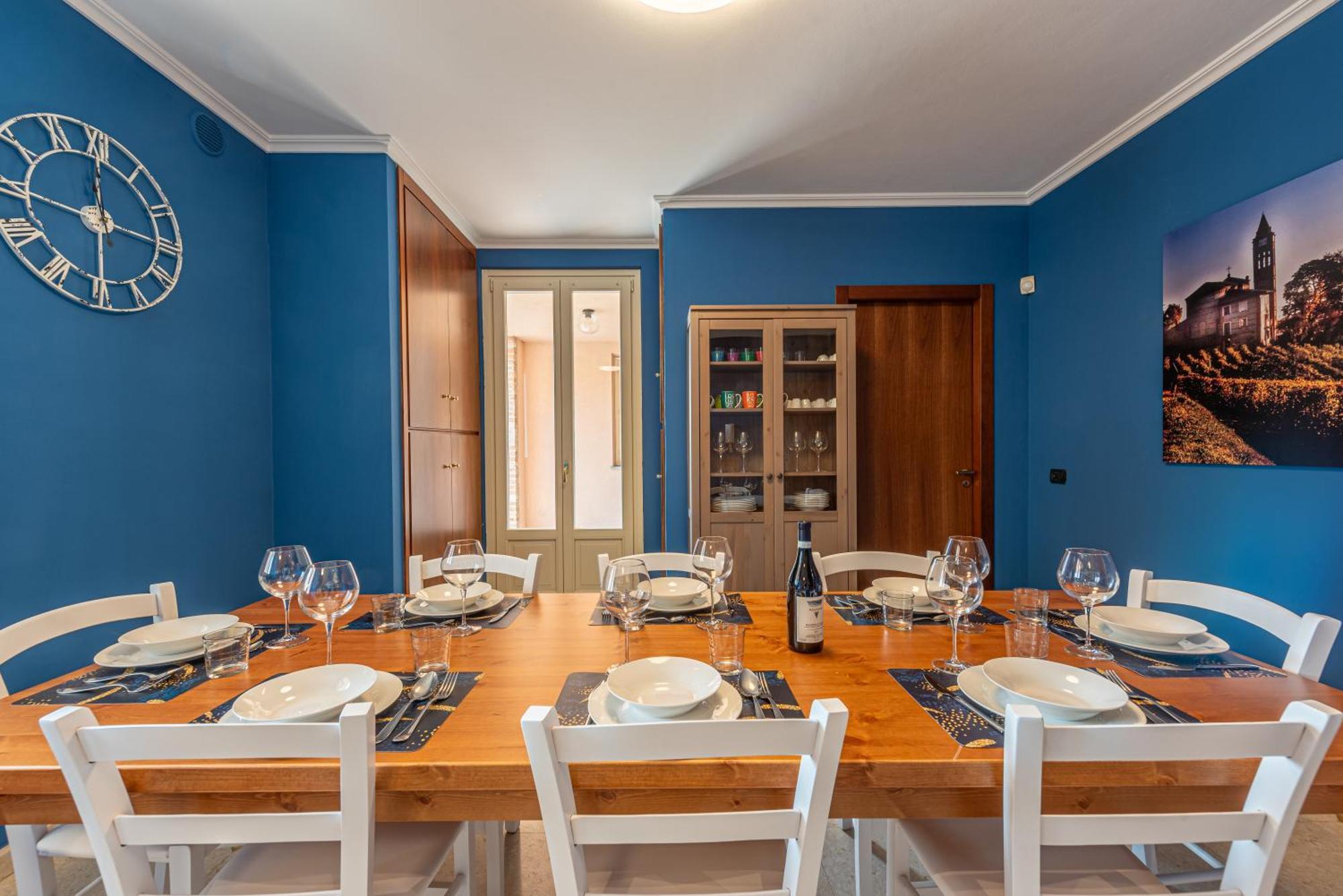 Villa Cornelia , Entire Villa With Private Pool Corneliano d'Alba エクステリア 写真
